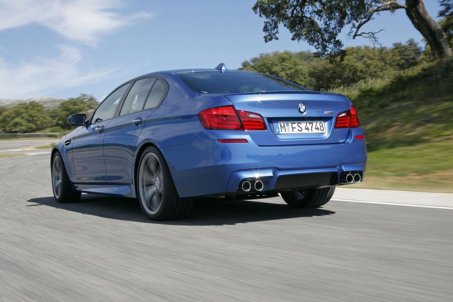  BMW M5 2011 года  (фото 292 из 344)